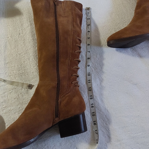 NINE WEST "CASCADES" SUEDE BACK LACE UP TALL BOOTS - Picture 11 of 14